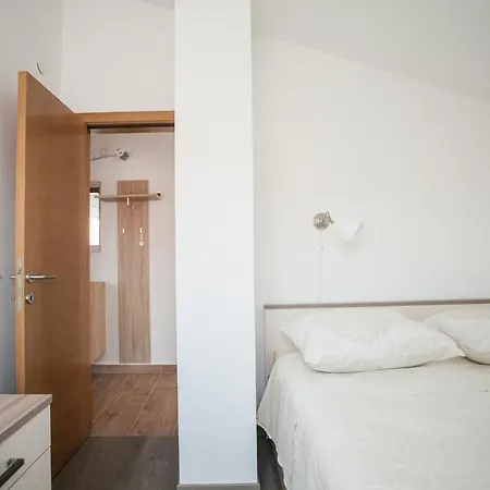 Apartment Zeljana Slatine Exterior photo